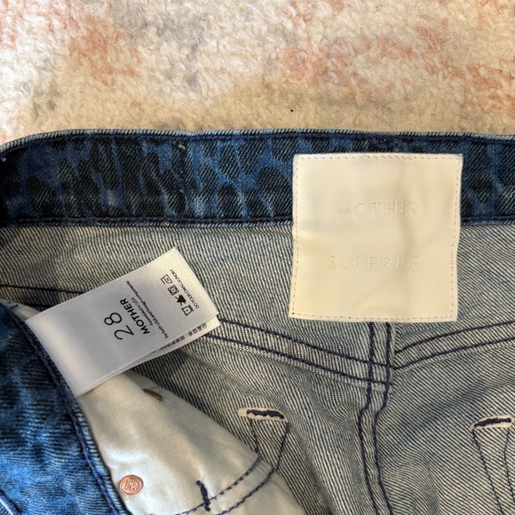 MOTHER The Tomcat Ankle Jeans - Picture 5 of 6